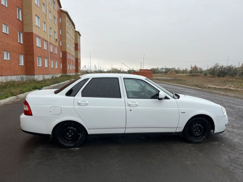 LADA Priora 2
