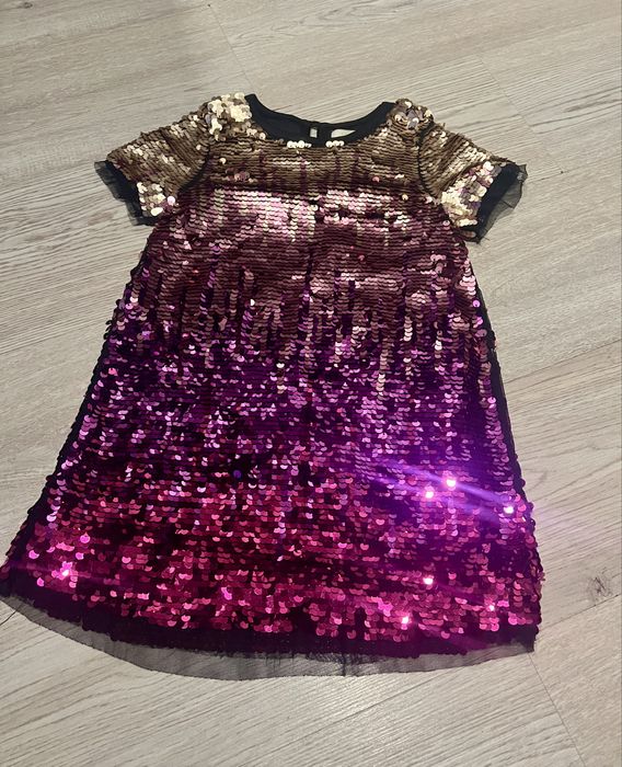 Rochie cu paiete 3-4 ani