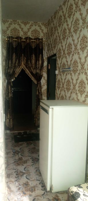 1 xonali kvartira sotiladi