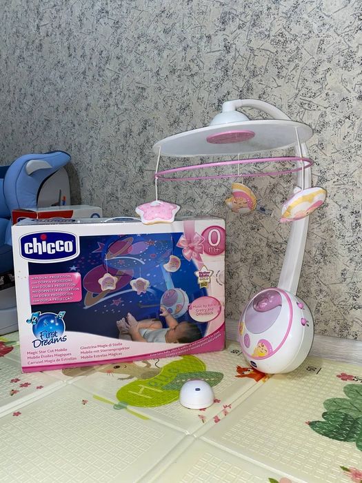 Мобиль на кроватку chicco
