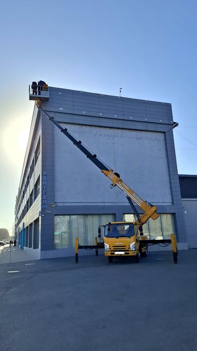 Автовышка. Автовышки. Аренда АГП Кобра Вышка.