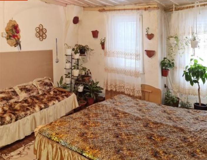 Продава се Етаж от къща в Велико Търново, Стара част - 82 кв.м за 510 €/кв.м - Снимка #2