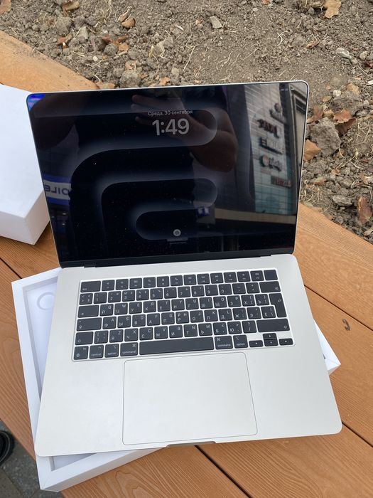 Продам Macbook Air