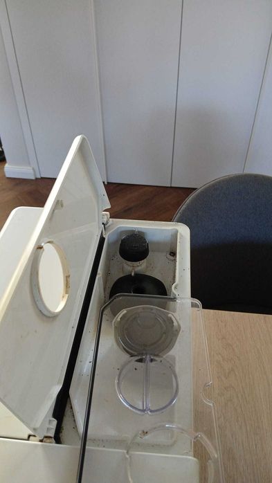 Espressor automat Philips EP5311 – Verificat și curățat în service autorizat