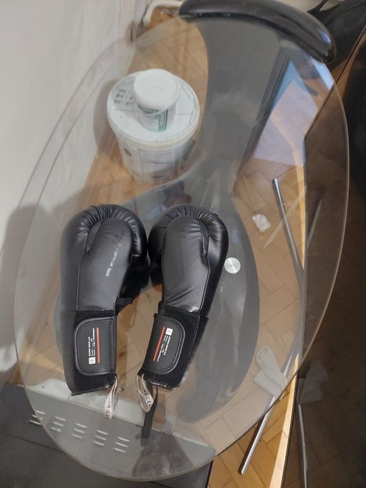 Боксови Ракъвици Outshock