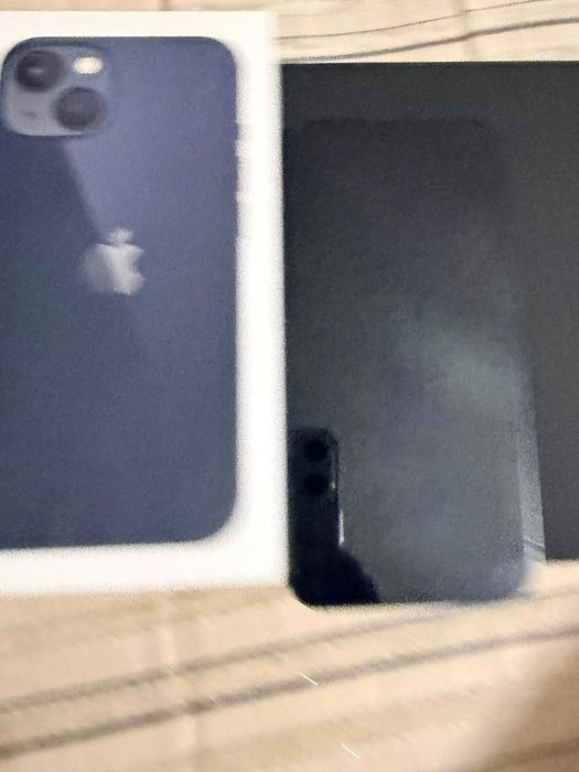 Продам Iphone 13