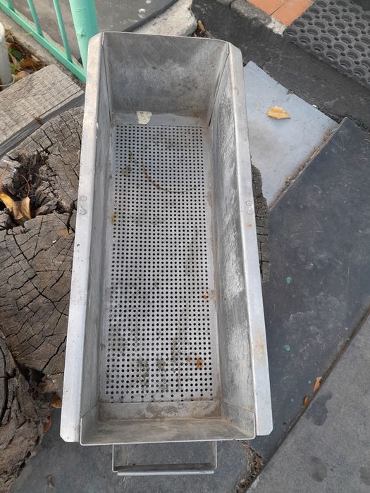 Ящик металлический