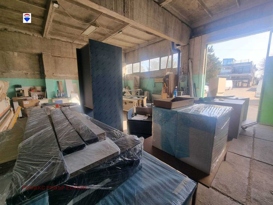 Помещение / склад под наем Западна промишлена зона