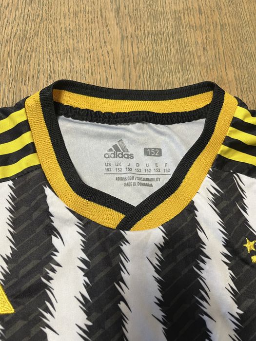 Футболен екип Ювентус