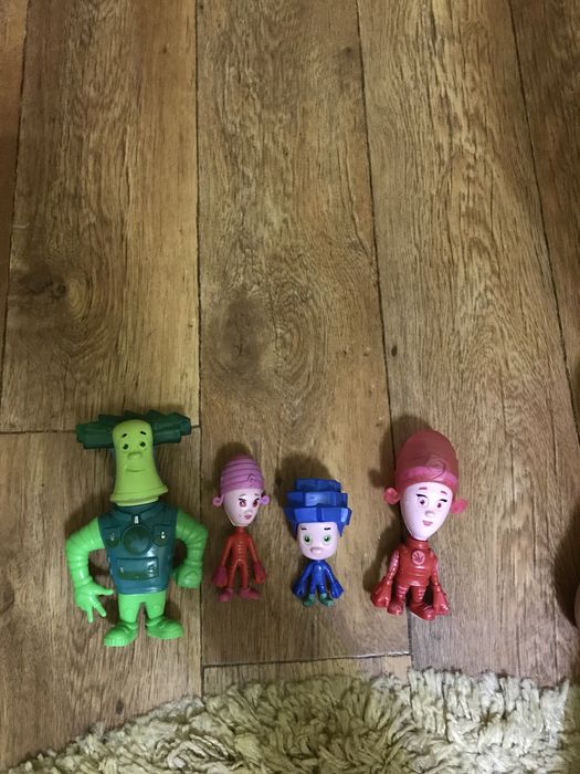 Игрушки разные