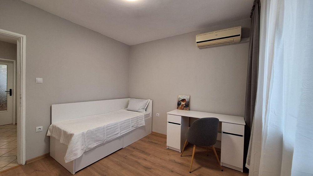 Дава се под наем Тристаен апартамент в Варна, Лятно кино Тракия - 75 кв.м за 700 € - Снимка #4