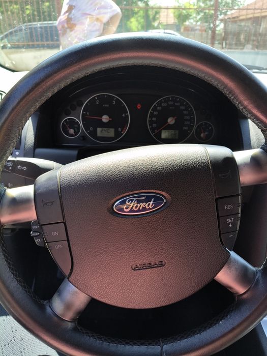 FORD Mondeo 2005 — imagine 4