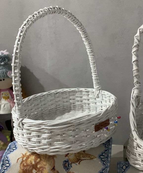 Ручная работа,плетеные корзины из бумажной лозы