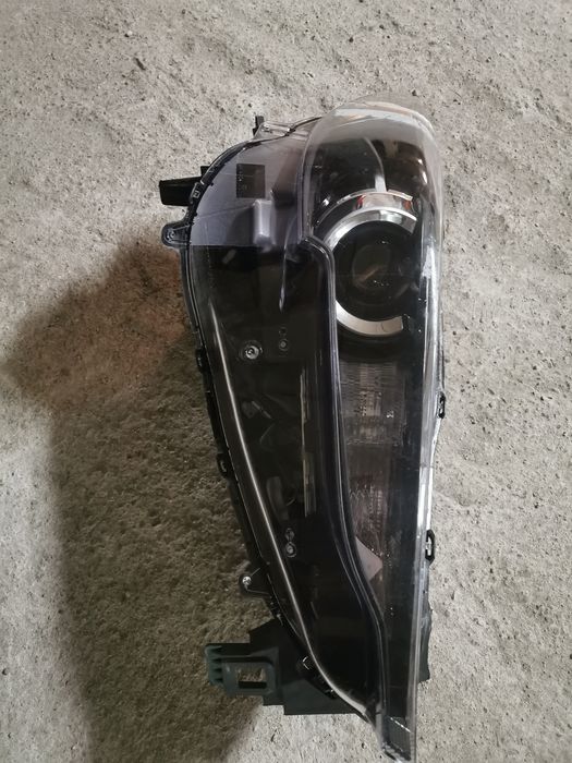 Десен фар Мазда / Mazda CX-5 2020