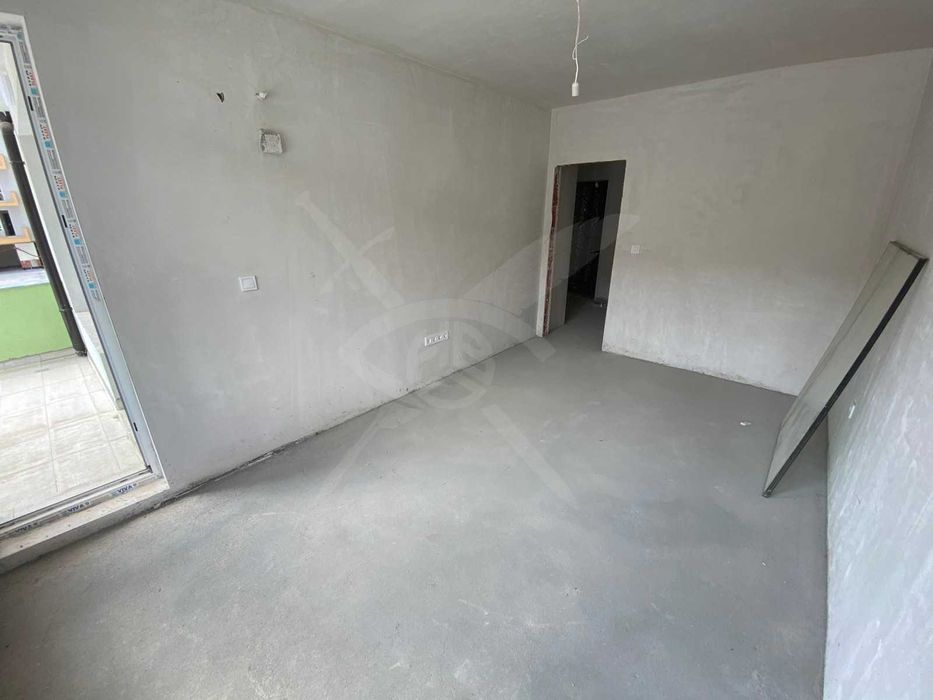 Продава се Двустаен апартамент в Пловдив, Остромила - 65 кв.м за 1328 €/кв.м - Снимка #2