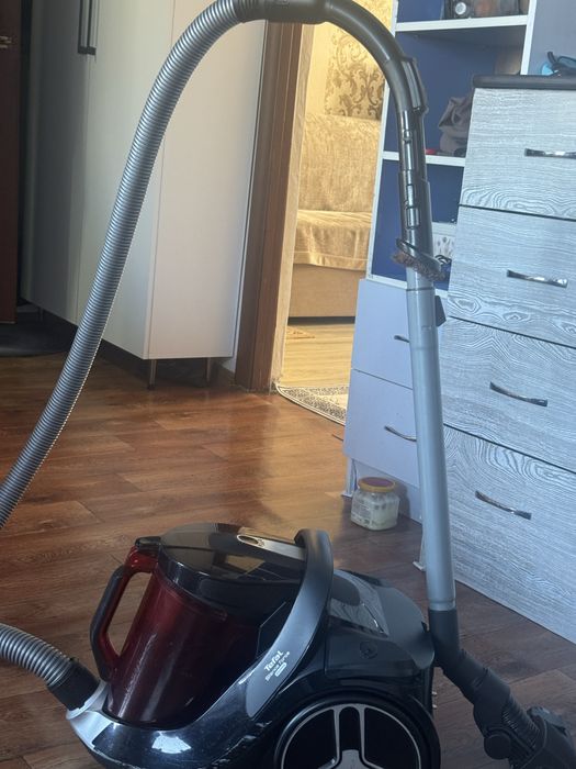 Продам пылесос в отличном состоянии