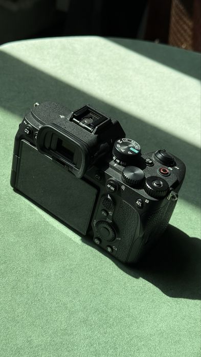 Sony Alpha A7 IV / Sony ILCE-7M4
