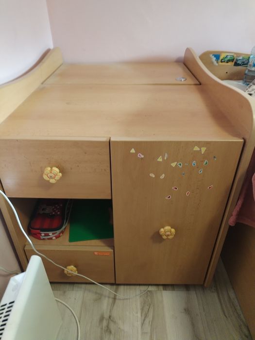 Шкаф  тип ракла за съхранение