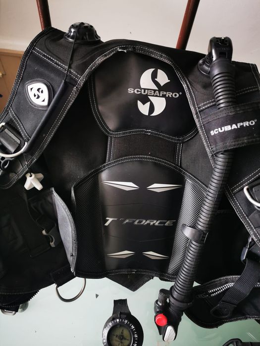 Vând vesta Scubapro T Force +ceas busola bonus