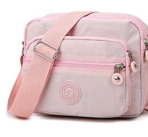 Розовая сумочка новая