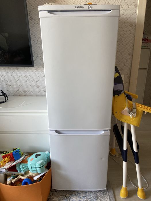 Продам холодильник бирюса
