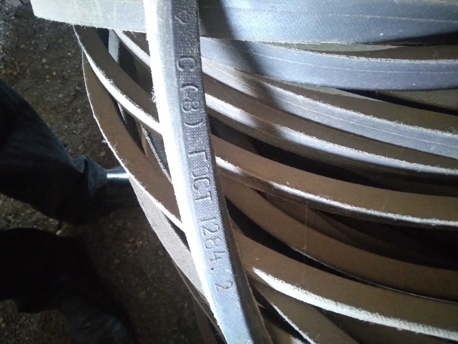 продам клиновые ремни