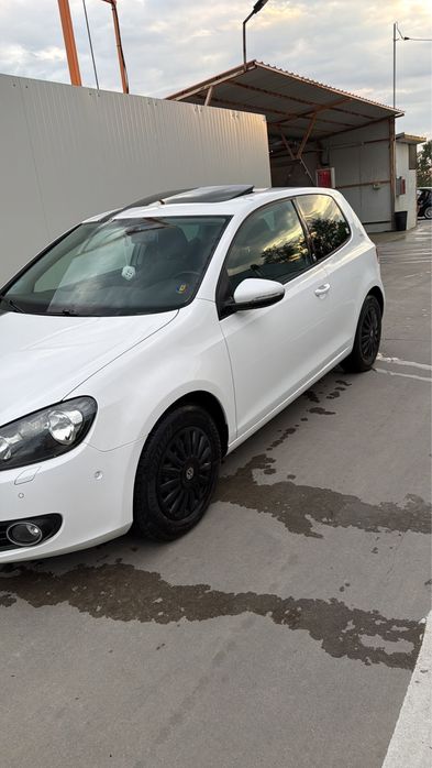 VOLKSWAGEN Golf 2012 — imagine 2