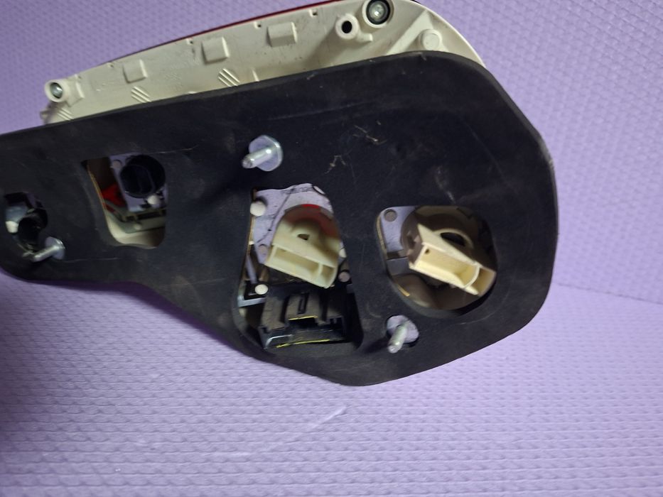 Stop stânga BMW Z4 E85 E86 cod 7162729