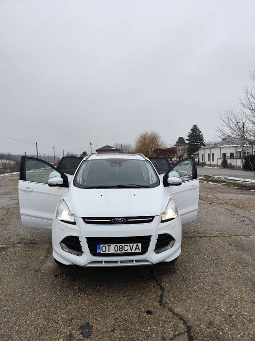 Ford Kuga titanium plus 4x4 2.0 tdci.200 cp 2016