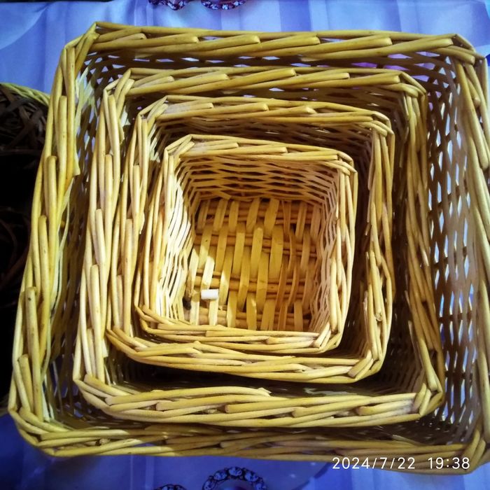 Наборы из соломки для интерьера квартиры.