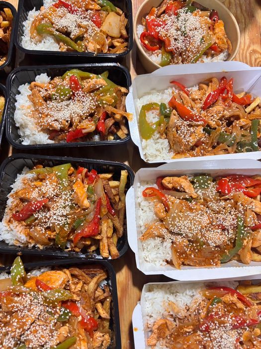 Обеды и выпечка в Алматы