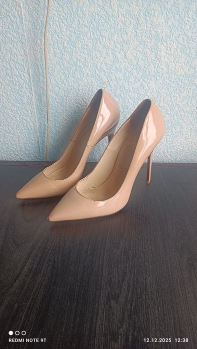 Женские туфли из натуральной кожи