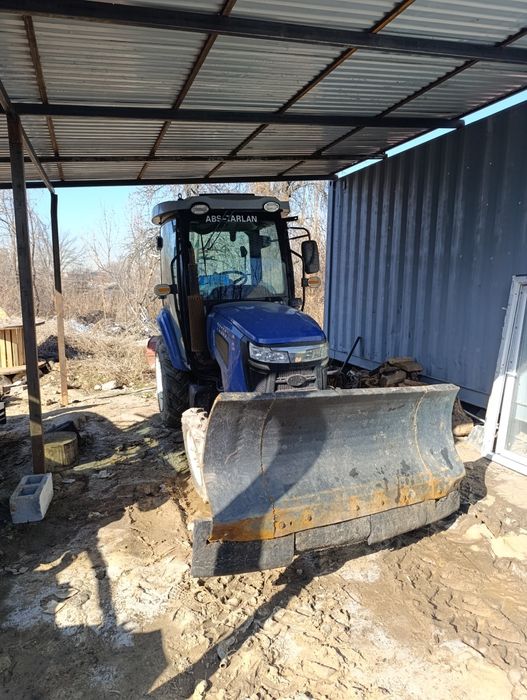 Продам трактора коммунальная техника
