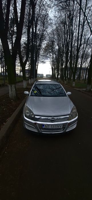 Vând  opel astra h 1.9