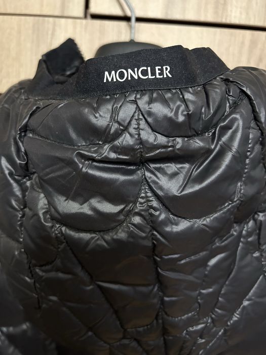 Geaca Puf Moncle.r x Spider Man Violier