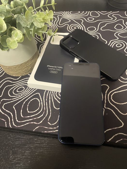 iPhone 12 64GB Blue – Stare Foarte Bună + Cadou Husă Piele MagSafe