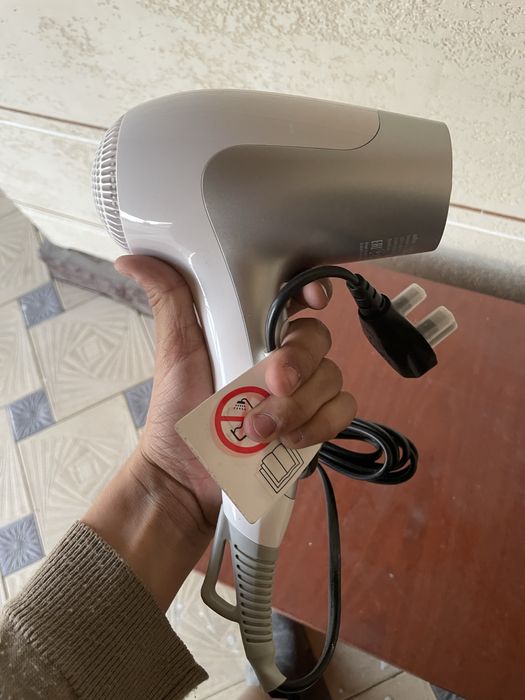 Фен для волос braun