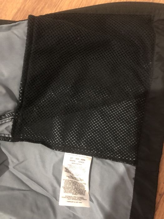 Яке и Columbia детска ветровка