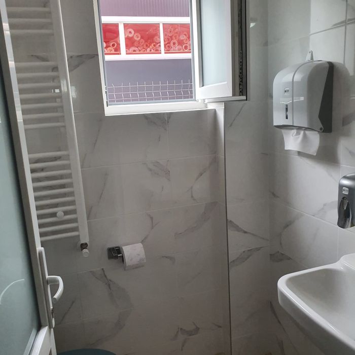 Hala industriala de inchiriat zona Metro Ploiesti