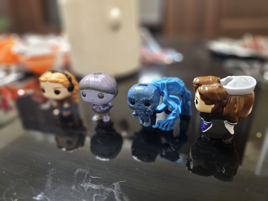 Stranger Things Kinder Joy фигурки