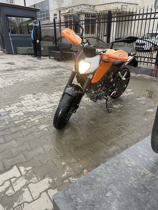 Ktm duke 125 an 2011