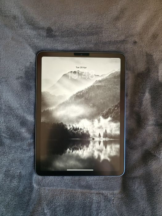 Apple iPad Air 5 (2022), 11 инча, 64GB, Wi-Fi
