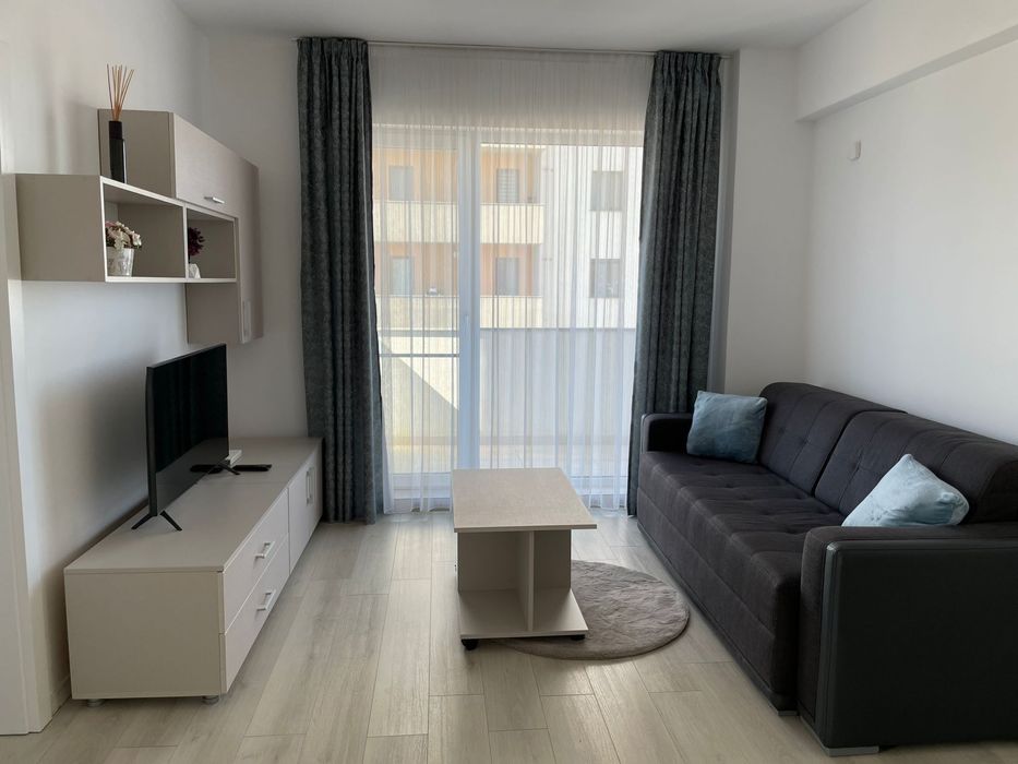 Apartament 3 camere de inchiriat