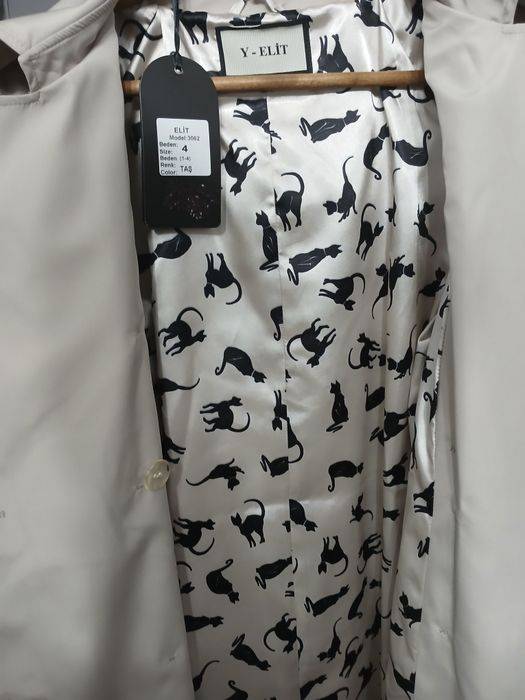 Демисезонный плащ