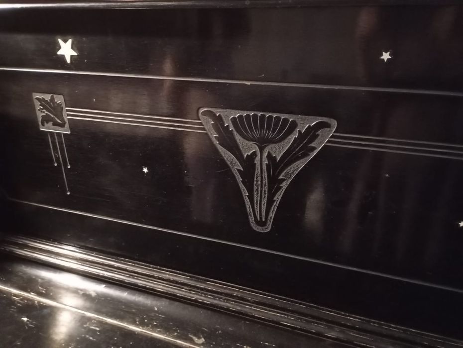 Пианино классическое