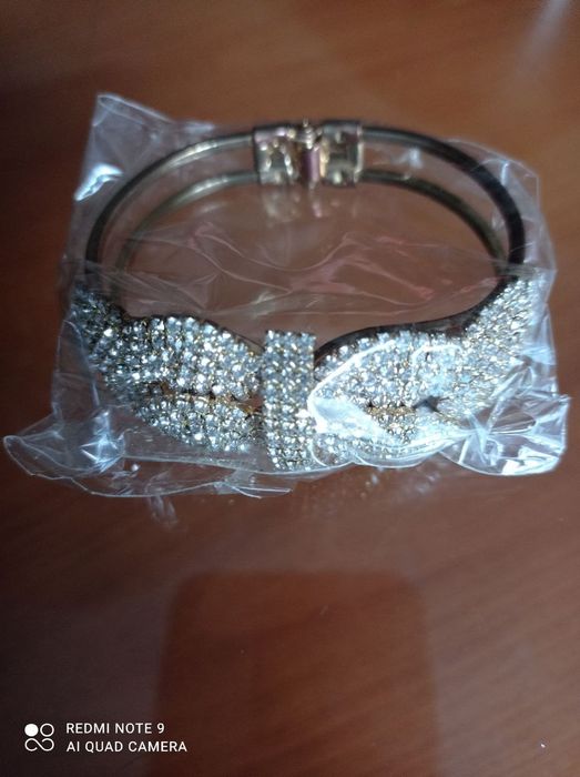 Нарядный браслет.