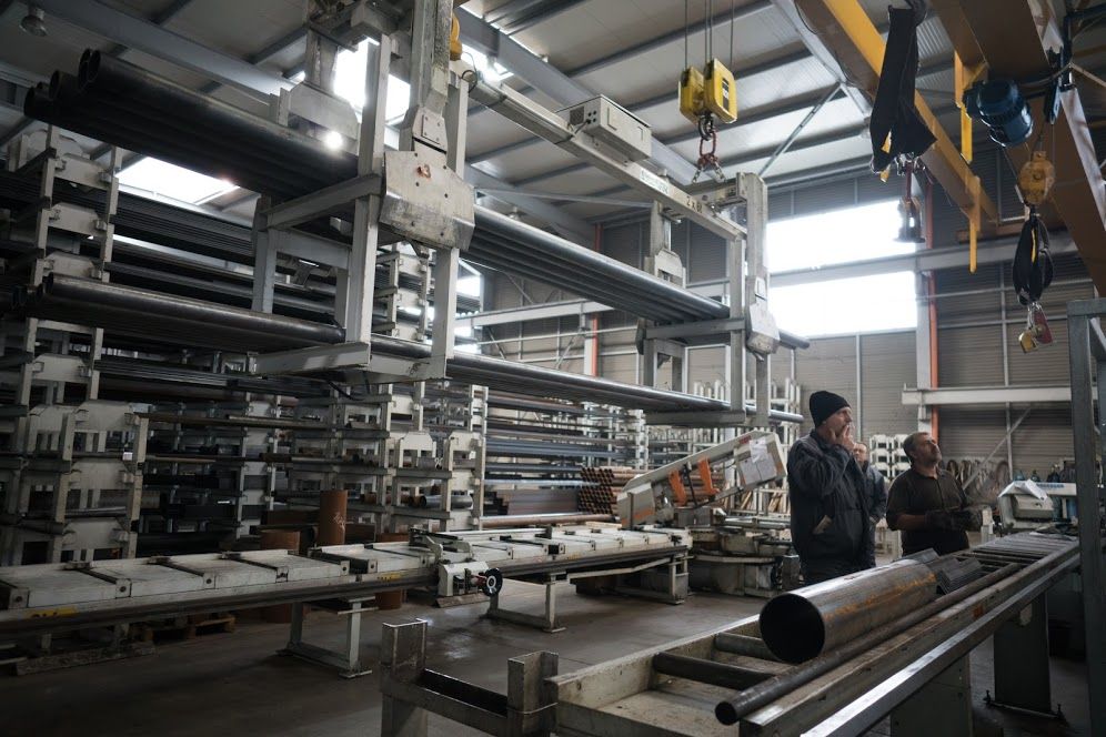 Услуги лазер, абкант, гилотина, огъване на тръби, профили и ламарина