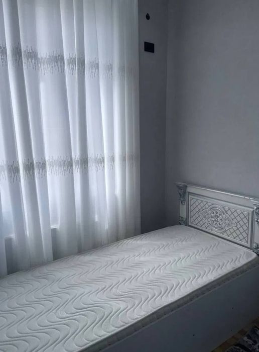 7 каватли янги  домнинг 2 Чи каватидаги 2 хонали люкс квартира ижарага