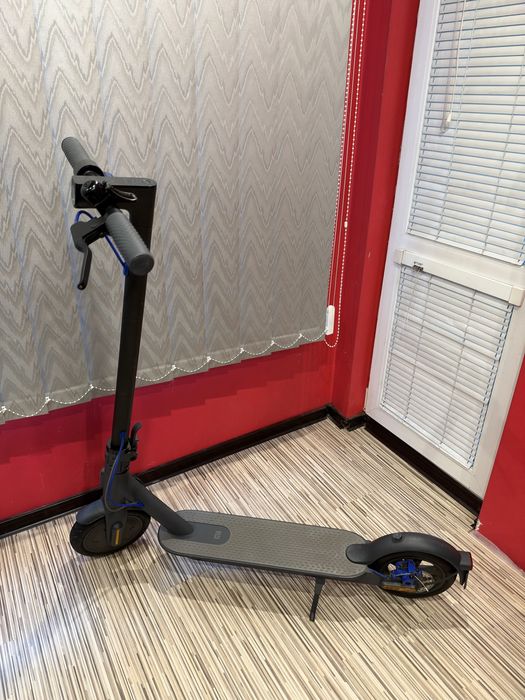Xioami Mi Electric Scooter 3