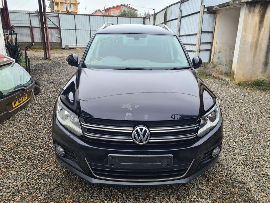 Bara spate Volkswagen Tiguan 5N Facelift 2011 - 2015 SUV 4 Usi NEGRU (1066)